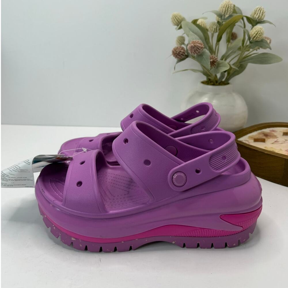 Crocs Classic Mega Crush Clog Sandal Platform Burble/Pink Women 8/Men 6 NWOB